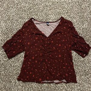 Old Navy flower blouse